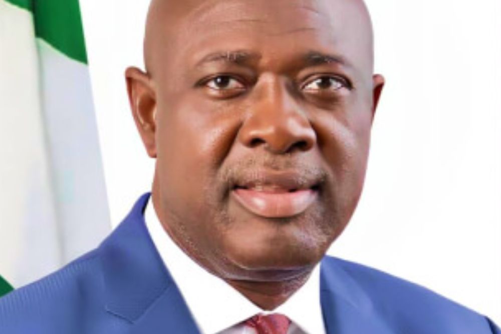 US-Iran war: FG reopens fuel imports, Dangote reels from FX losses