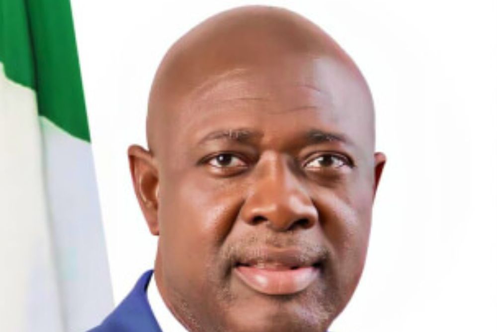 Crude Oil Decline : Dangote Refinery Cuts Petrol Price to ₦1,200/litre