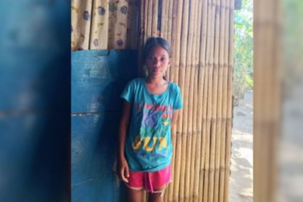 Brave 12 Year-old Girl Swims Hours On rough Sea to Save Boat Passengers